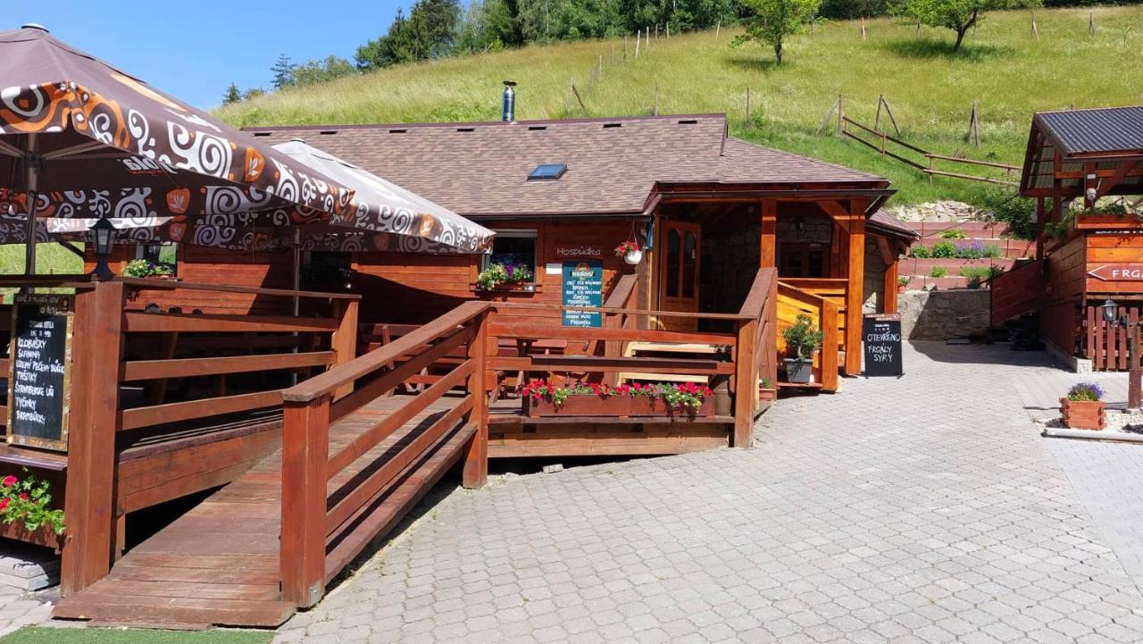 U Vesele Lisky Hotel Hutisko Exterior photo